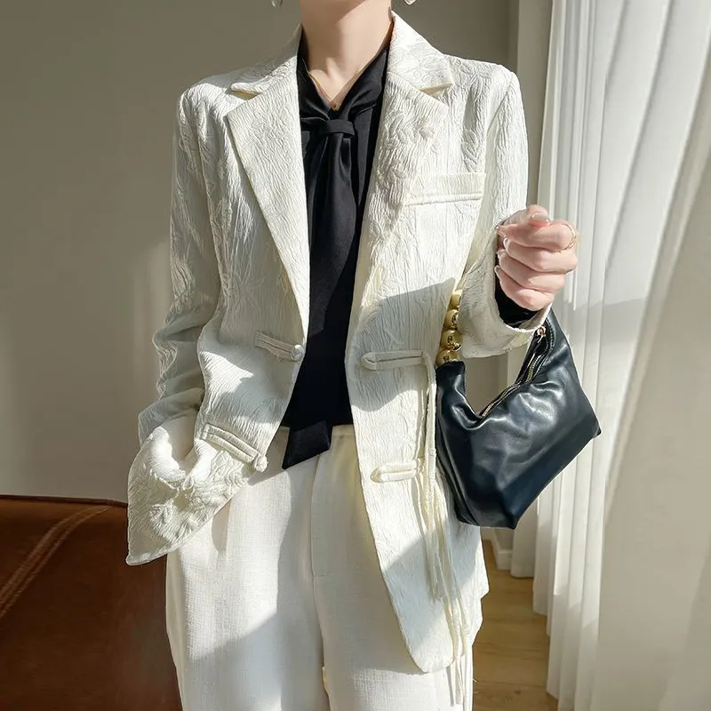 Women Formal Wear Coat - 여성용 흰색 텍스처드 블레이저 재킷 노치드