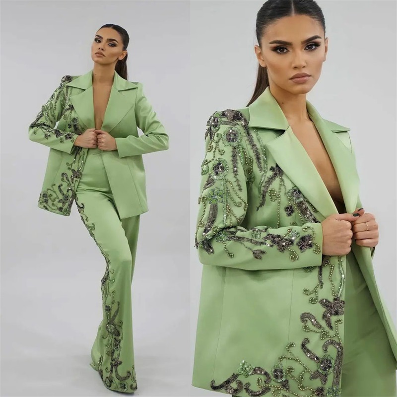 디자이너 그린 새틴 여성용 정장 세트, 럭셔리 비드 아 - Women'S Green Formal Wear 리뷰 및 가격